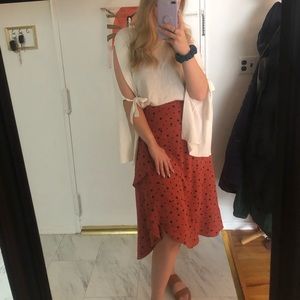 Sweater and Skirt BUNDLE! 😌